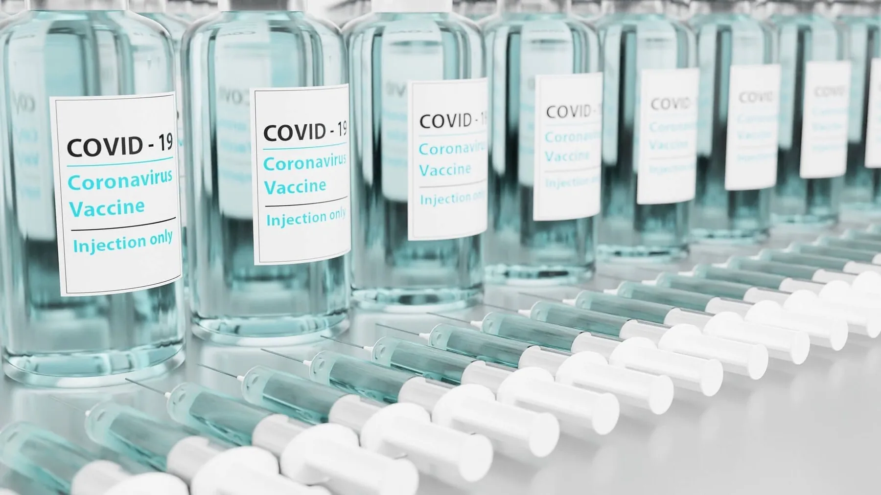 Ampullen mit Covid-19-Impfstoff